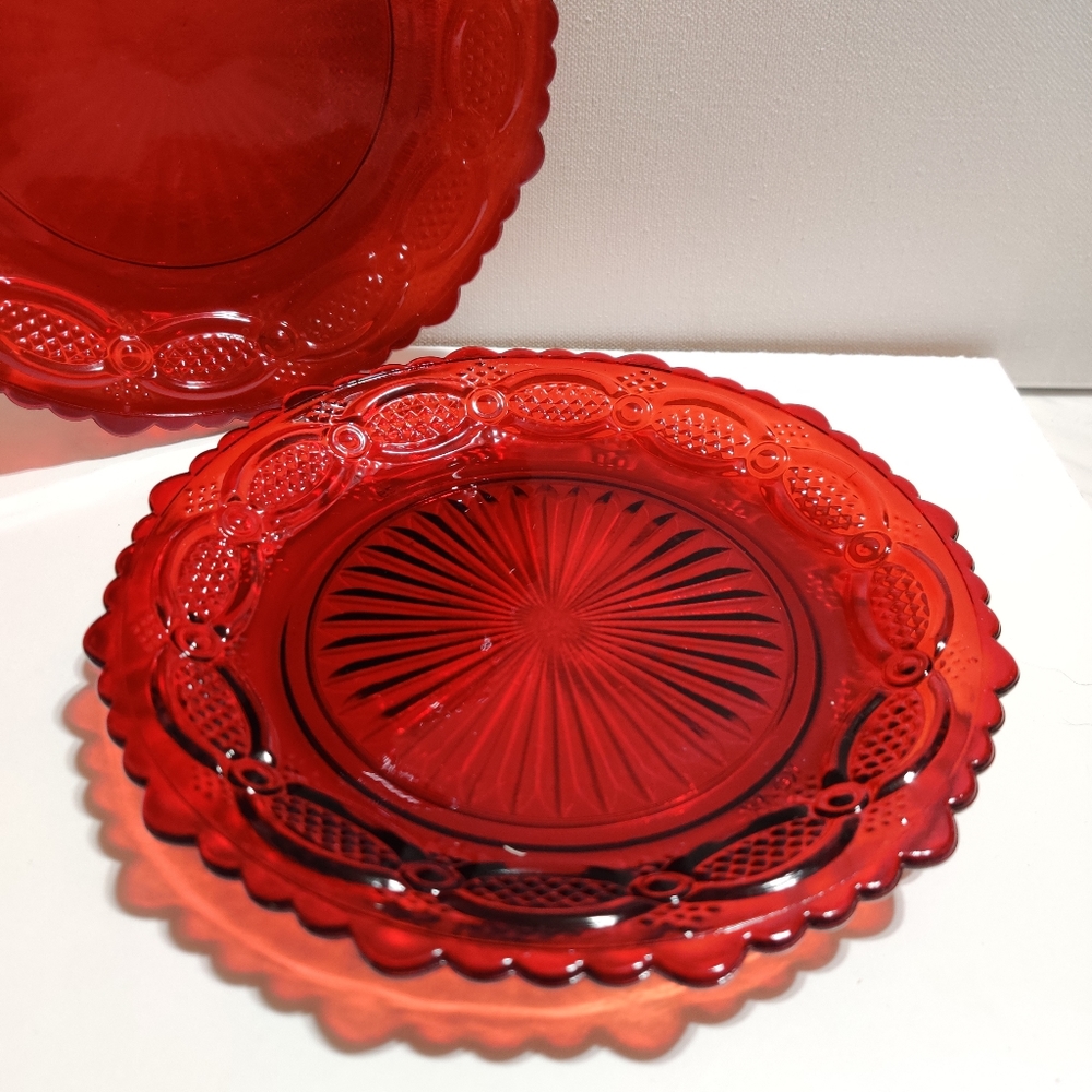 AVON 1876 Cape Cod Collection Dessert Plates
